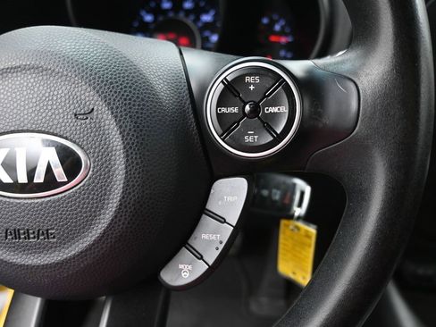 Used 2014 Kia Soul + w/ UVO w/Eservices Package image 7