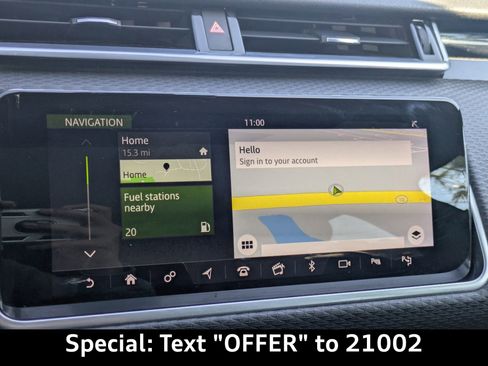 Used 2019 Land Rover Range Rover Velar R-Dynamic SE image 25