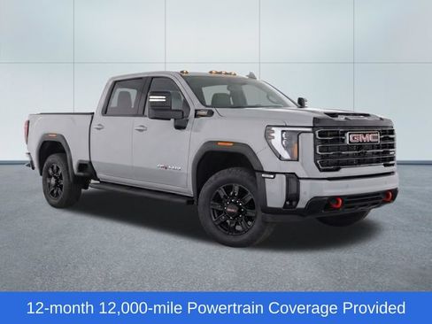 Used 2025 GMC Sierra 3500 AT4 w/ AT4 Premium Plus Package AWD/4WD image 2