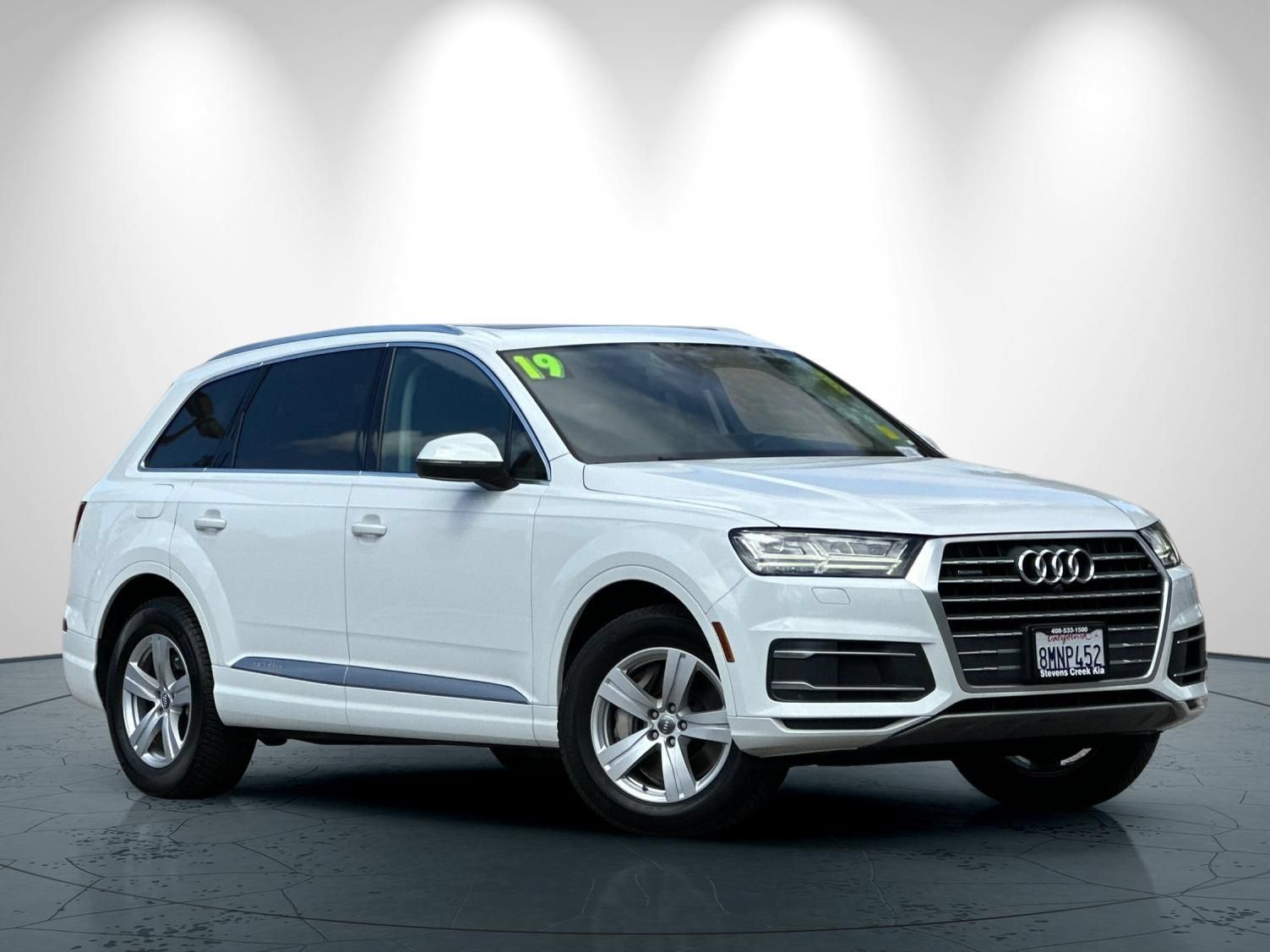 Used 2019 Audi Q7 2.0T Premium Plus w/ Premium Plus Package AWD/4WD image 2
