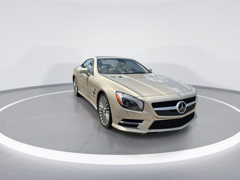 Used 2013 Mercedes-Benz SL 550 image 2