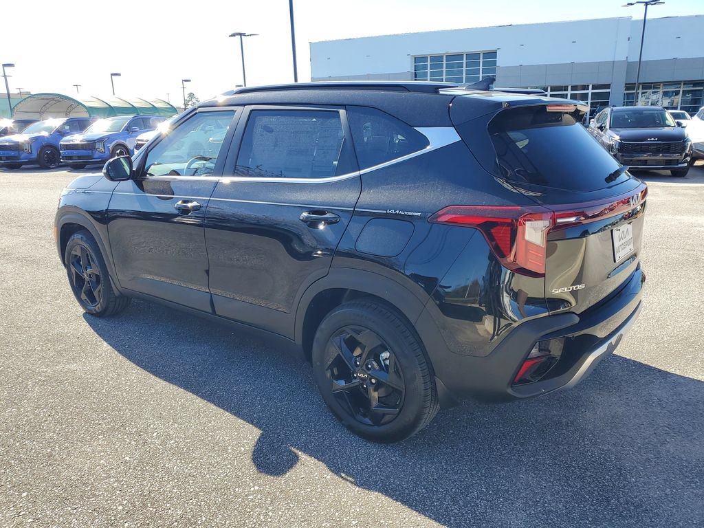 New 2026 Kia Seltos EX w/ EX Sunroof Package FWD image 3