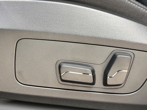 Used 2025 BMW X1 xDrive28i w/ Technology Package image 27