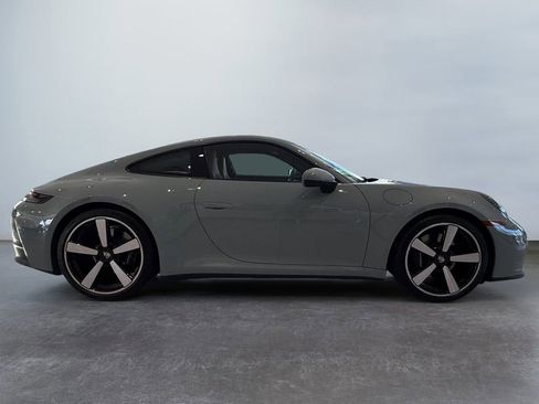 Used 2025 Porsche 911 Carrera image 2