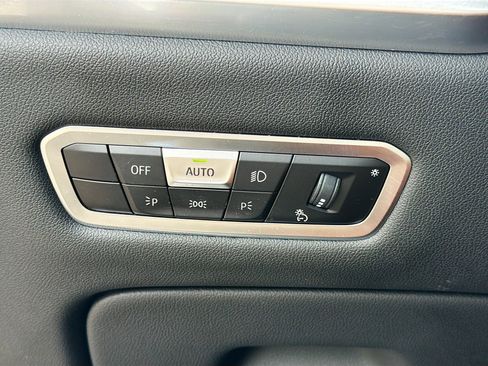 Certified 2023 BMW X7 M60i w/ Executive Package image 36