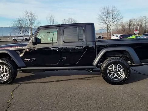 New 2026 Jeep Gladiator Rubicon image 5