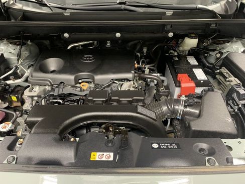 Used 2020 Toyota RAV4 XLE w/ All Weather Liner Package AWD/4WD image 23