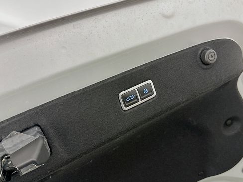 Used 2024 Hyundai Ioniq 6 SE image 30