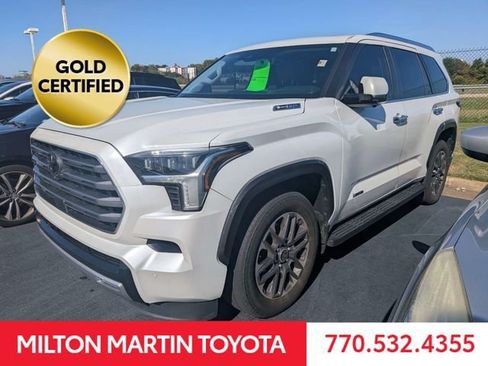 Used 2024 Toyota Sequoia Limited w/ Tow Technology Package AWD/4WD image 5
