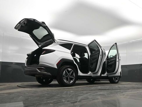Certified 2025 Hyundai Tucson SEL image 45