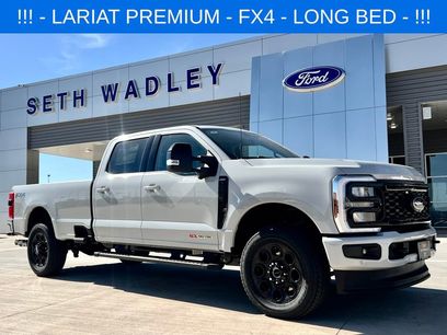 New 2026 Ford F350 Lariat w/ Black Appearance Package