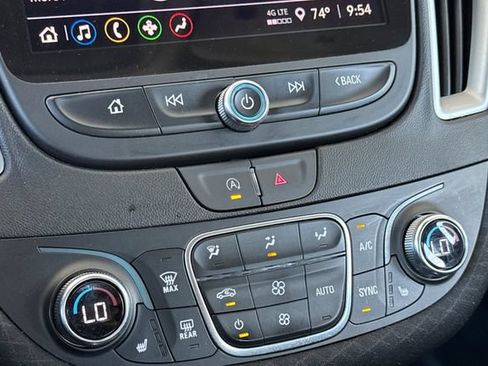 Used 2024 Chevrolet Malibu LT FWD image 31