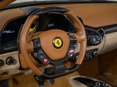 Used 2015 Ferrari 458 Spider RWD image 27