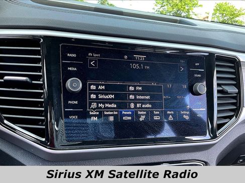 Used 2023 Volkswagen Atlas Cross Sport SE AWD/4WD image 39