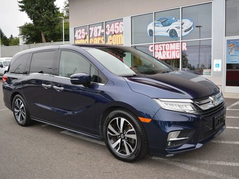 Used 2020 Honda Odyssey Elite image 1