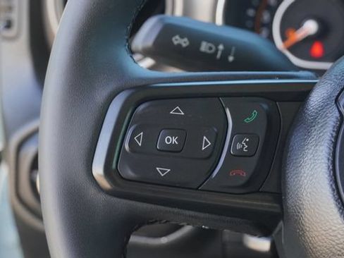 Used 2023 Jeep Gladiator Sport AWD/4WD image 27