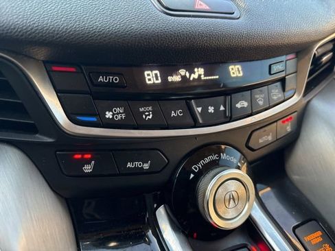 Used 2023 Acura TLX image 22