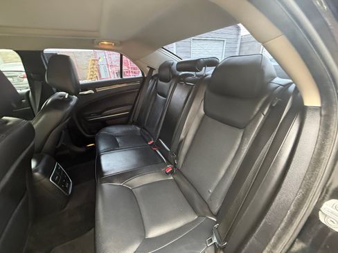 Used 2016 Chrysler 300 C AWD/4WD image 15
