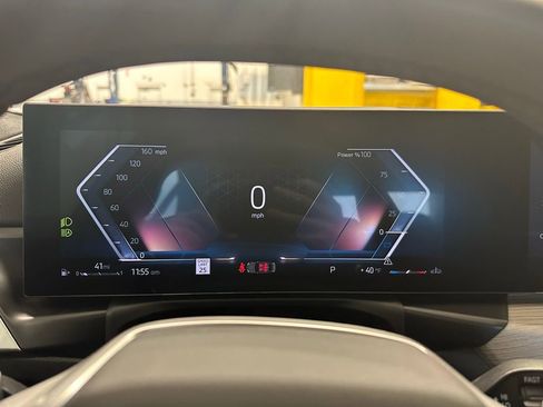 Used 2025 BMW 330i xDrive Sedan w/ Convenience Package image 26