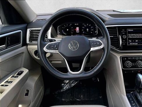 Used 2023 Volkswagen Atlas SE FWD image 7