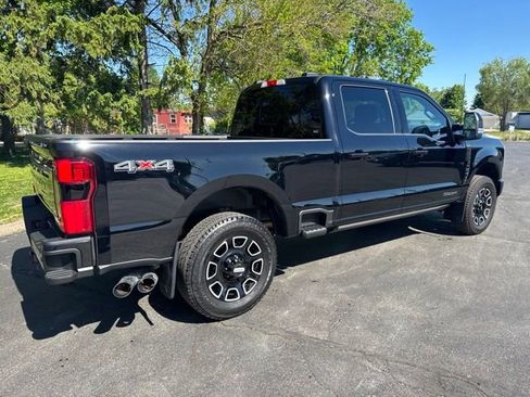 Used 2026 Ford F250 Platinum AWD/4WD image 5