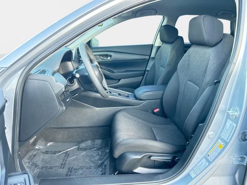 Certified 2023 Honda Accord LX image 11