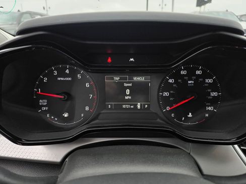 Used 2025 Chevrolet Trax LS w/ LS Convenience Package FWD image 15