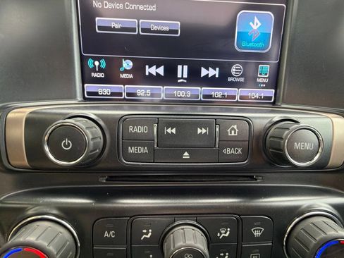 Used 2018 GMC Sierra 1500 Denali w/ Denali Ultimate Package AWD/4WD image 24