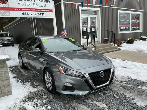 Used 2022 Nissan Altima 2.5 S image 3