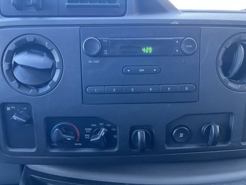 Used 2014 Ford E-350 and Econoline 350 Super Duty w/ Power Group image 15