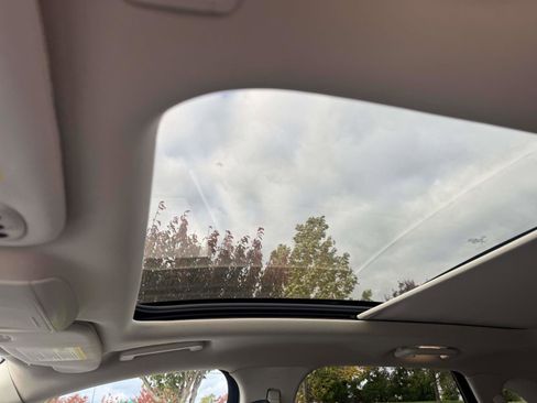 Certified 2022 Ford Edge SEL w/ Convenience Package image 31