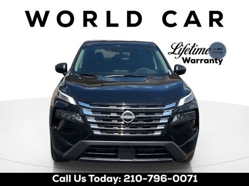 Used 2026 Nissan Rogue S FWD image 8