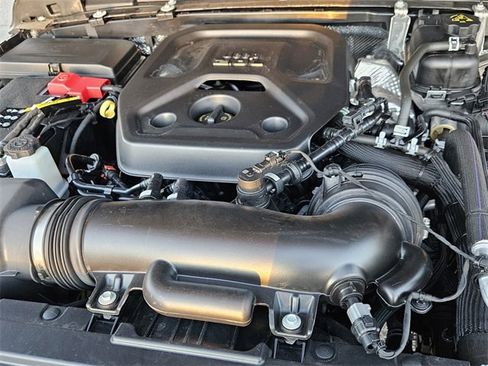 Used 2025 Jeep Wrangler Sport image 25