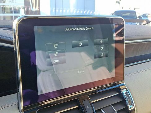 Used 2019 Lincoln Navigator Reserve image 42