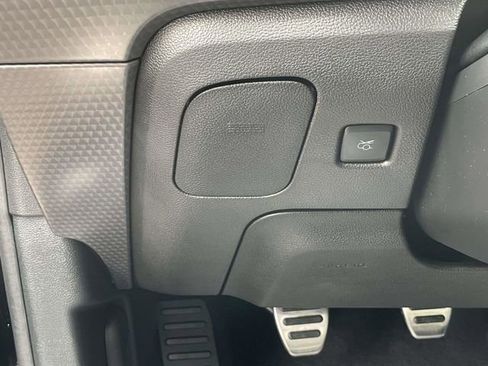 Used 2022 Ford Mustang GT Premium w/ GT Performance Package RWD image 16