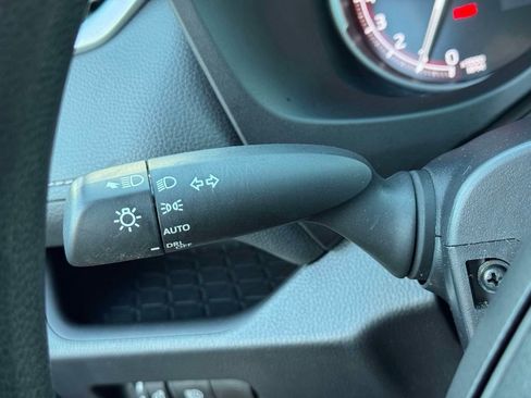 Used 2024 Toyota RAV4 XLE AWD/4WD image 22