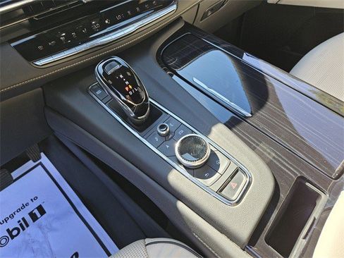 Certified 2024 Cadillac Escalade Sport w/ LPO, ONYX Package image 26