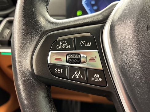 Used 2023 BMW i4 eDrive35 image 16