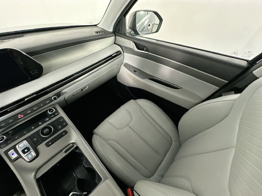 Used 2024 Hyundai Palisade SEL FWD image 11
