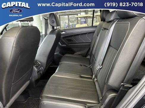Used 2022 Volkswagen Tiguan SE image 18