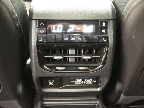 Used 2023 Jeep Grand Cherokee L Limited RWD image 20