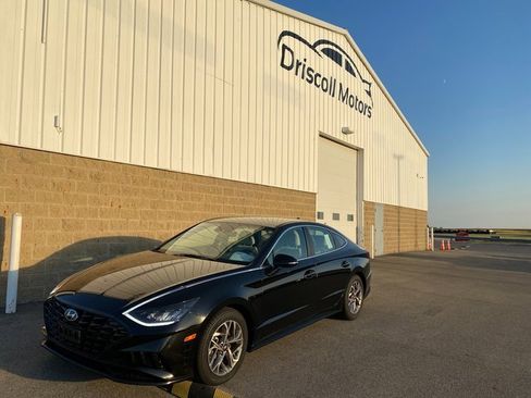 Used 2021 Hyundai Sonata SEL image 2