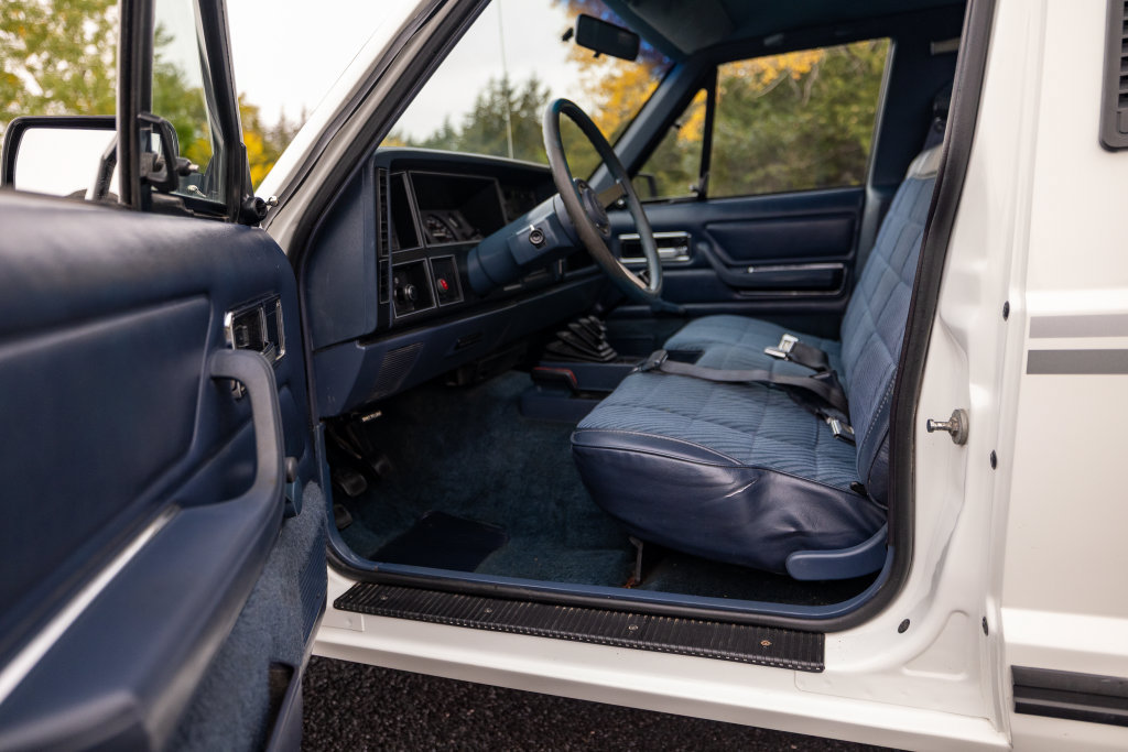 Used 1988 Jeep Comanche Pioneer AWD/4WD image 79