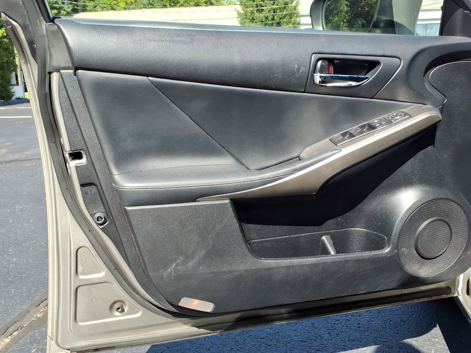 Used 2015 Lexus IS 250 AWD w/ F-Sport Package image 22