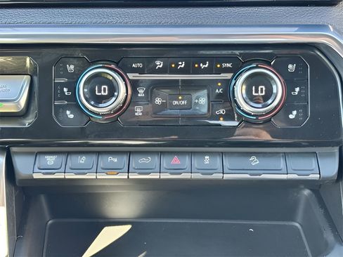 Used 2024 GMC Sierra 2500 Denali w/ Technology Package image 20