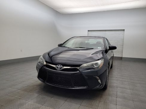 Used 2017 Toyota Camry SE image 15