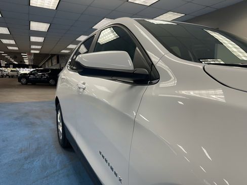 Certified 2024 Chevrolet Equinox LT image 4