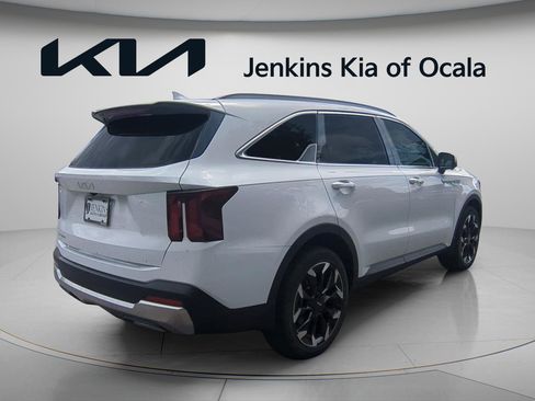 New 2026 Kia Sorento SX image 3