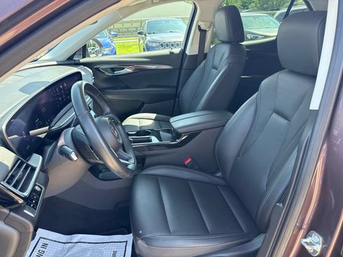 Used 2024 Buick Envision Preferred AWD/4WD image 11