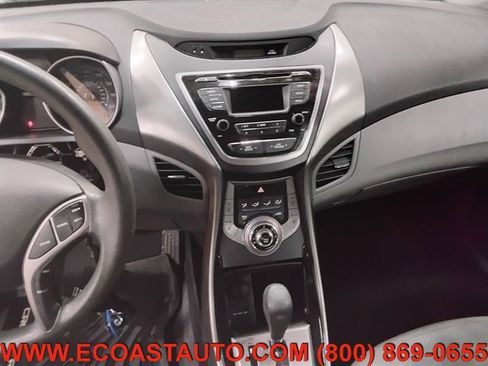 Used 2013 Hyundai Elantra GLS w/ Preferred Pkg FWD image 12